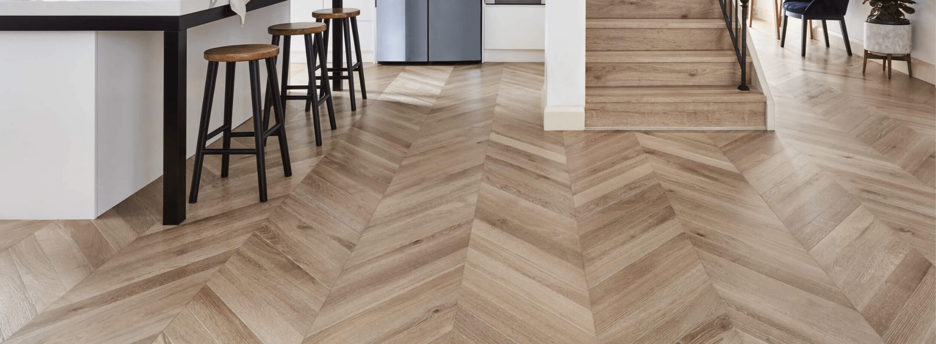 Harold Wood, RM3: Marvel at the remarkable restoration by Mr Sander®. Meticulous care revives five-year-old engineered oak floors, enhanced with a mid-oak stain for a warm and inviting look. Four coats of Junckers Strong satin finish ensure lasting durability.