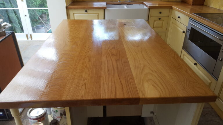 How to Keep Wooden Worktops Hygienic with Sanding and Oiling