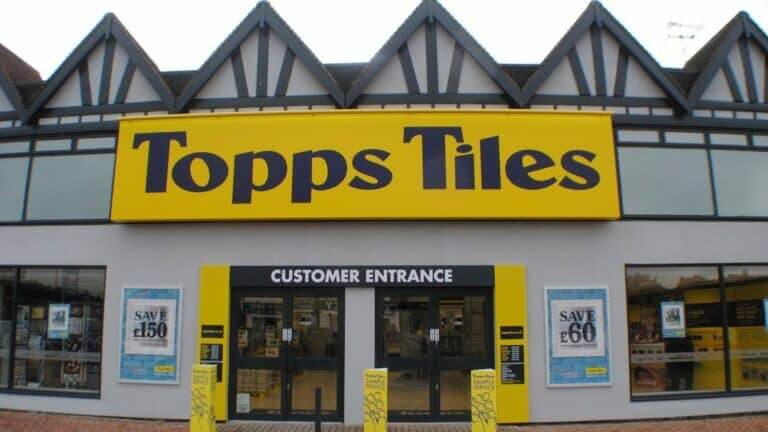 Topps Tiles stock