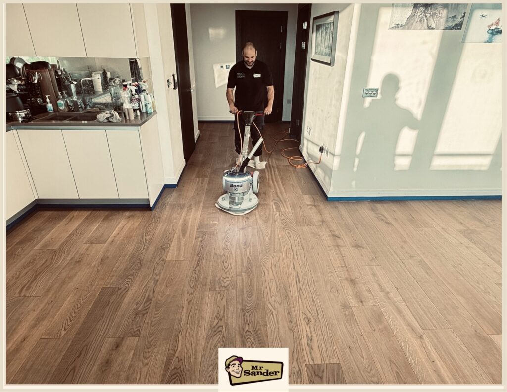 Buffing in progress with Bona Flexisand V3