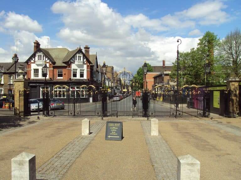 greenwich_park_gates_-_dsc05526