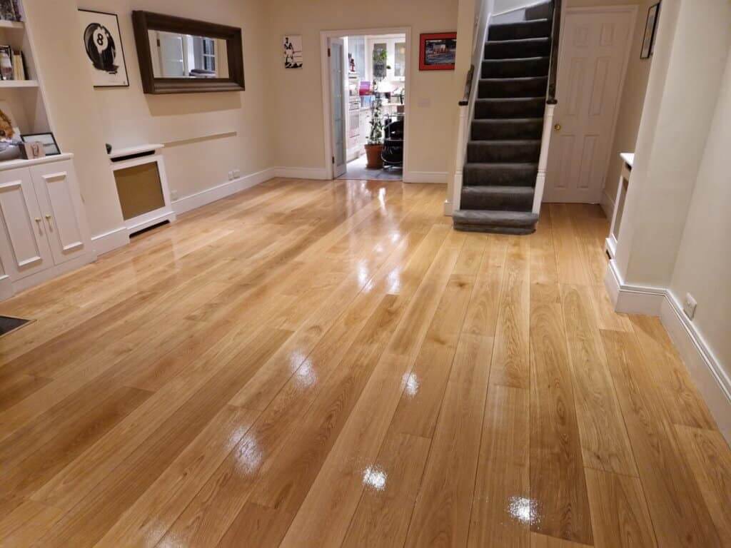 Junckers hardwood fitting in Upstreet CT3, by Mr Sander® with precise Danish technique.