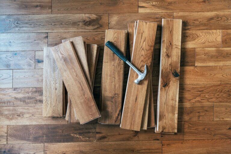 The,Process,Of,House,Renovation,With,Changing,Of,The,Floor