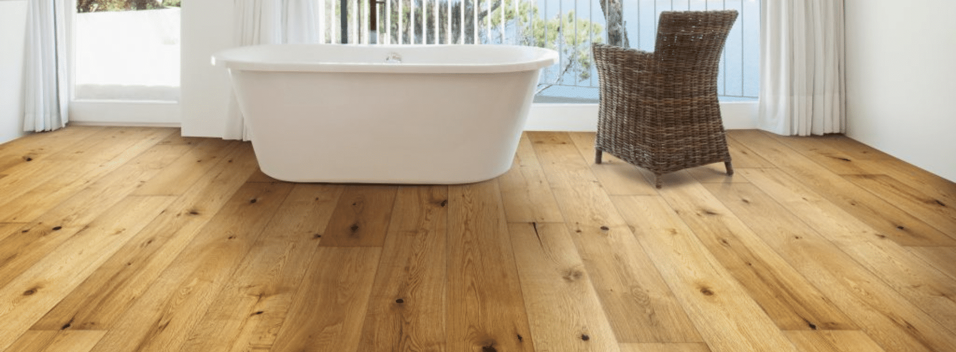Expertly restored 5-year-old hardwood floor in Westminster, WC1. Mr Sander® used Bona 2K Frost whitewashing and Traffic HD 15% sheen matte lacquer. Durable and stunning, this finish guarantees long-lasting beauty. 