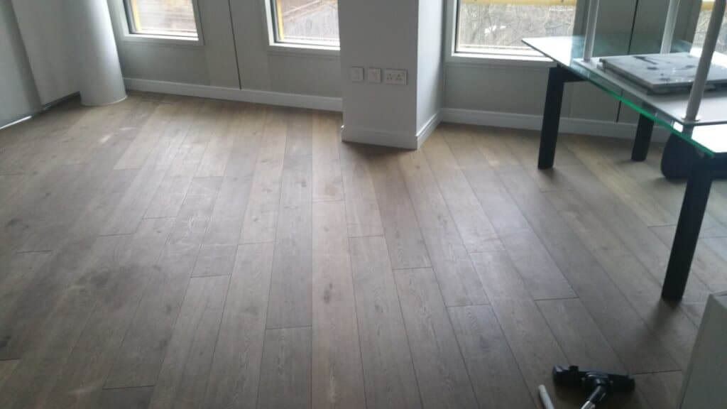 How do you tell if wood floors can be sanded?