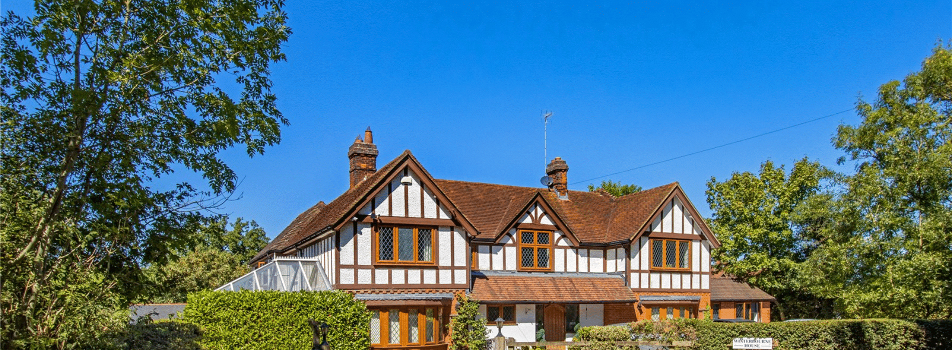 Charming houses in Borehamwood, WD6, with original pine floorboards and unique features.
