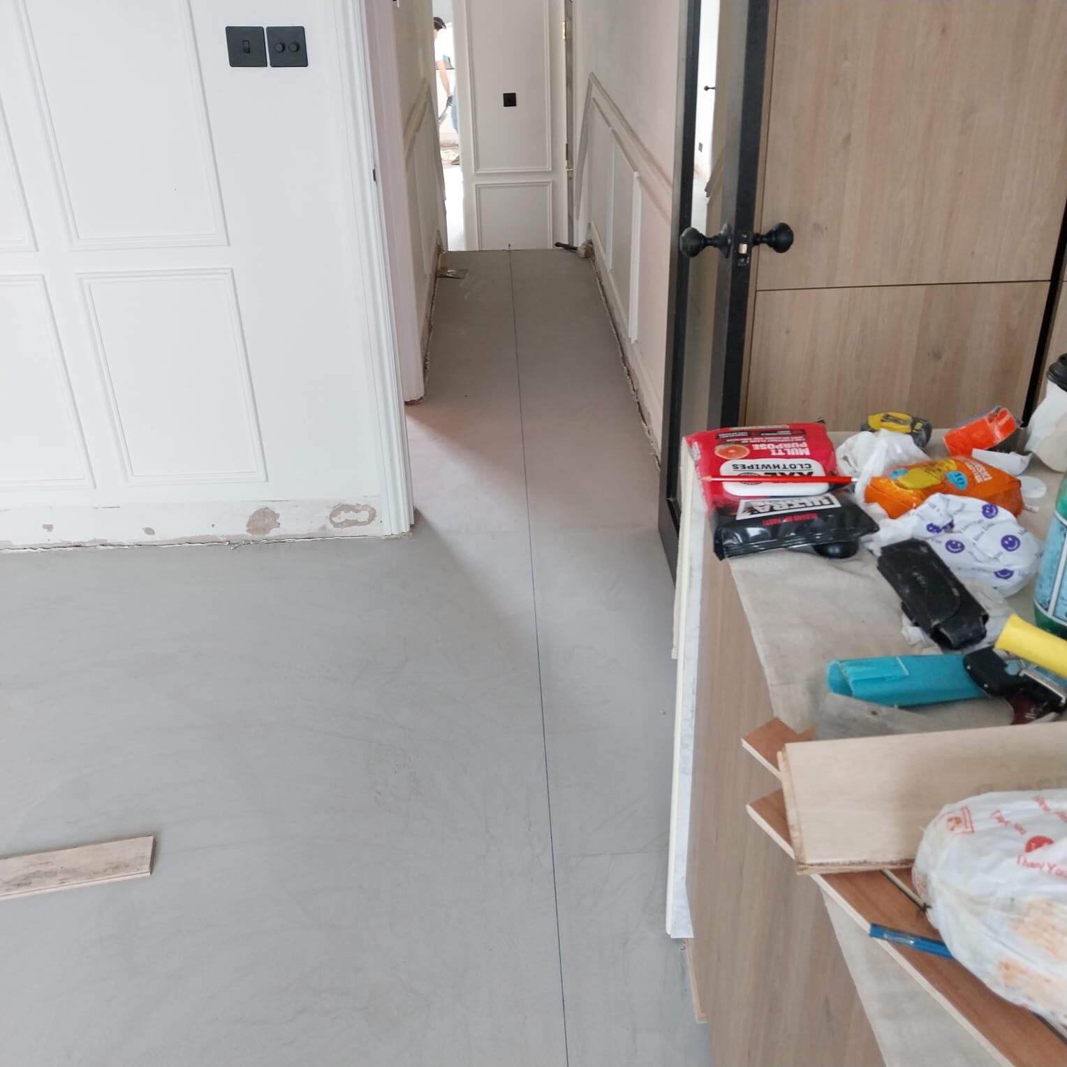 New Parquet Fitted Right preparation with smooth levelled subfloor ready for herringbone parquet solid wood flooring installation.