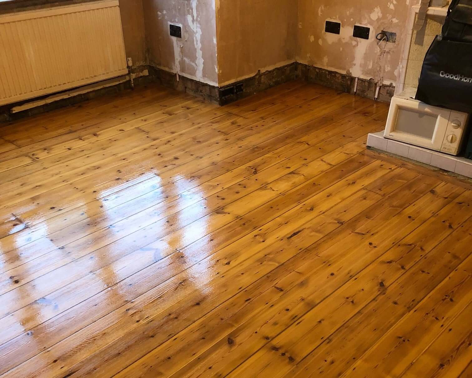 How Do You Clean 200-year-old Wood Floors? | Mr Sander®