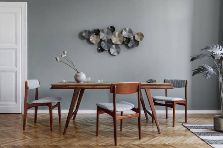 Modern,Dining,Room,Interior,With,Glamour,Wooden,Table,,,Stylish