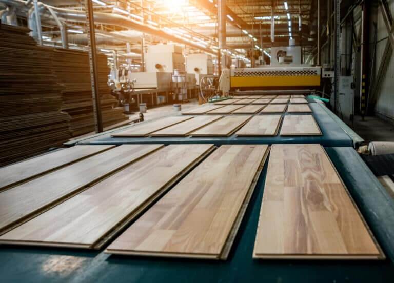 Production,Line,Of,The,Wooden,Floor,Factory.,Cnc,Automatic,Woodworking