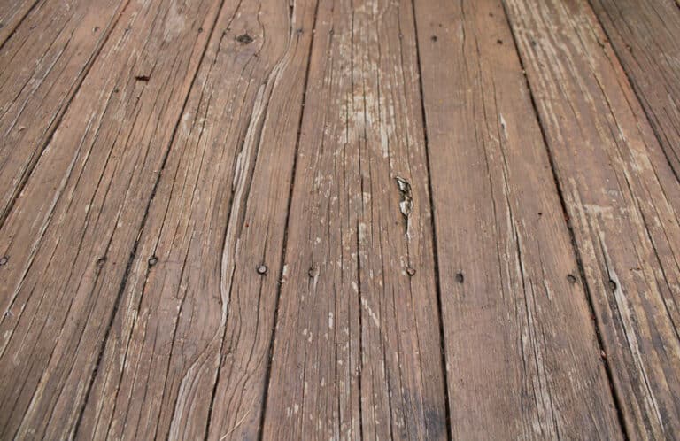Choosing the Right Sandpaper Grit for Deck Sanding - Mr Sander®
