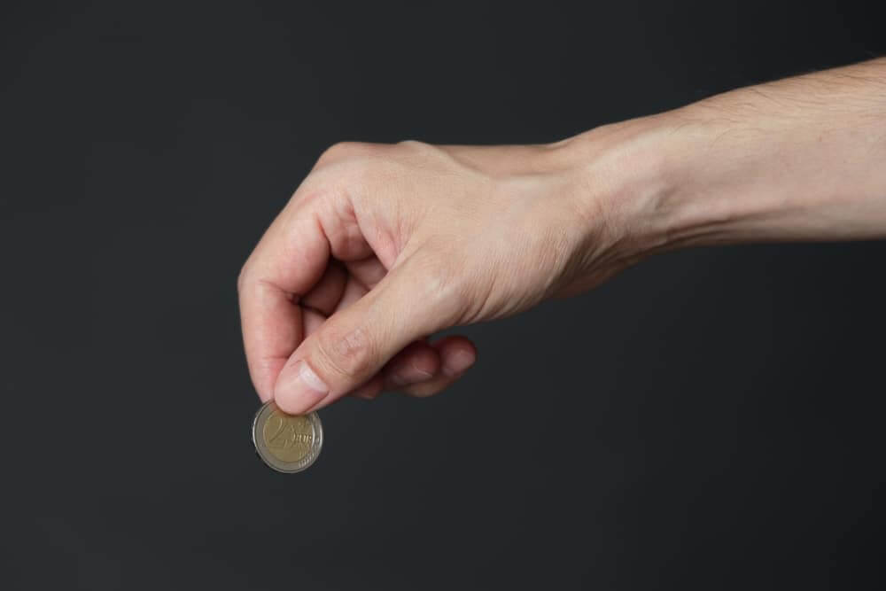 How do you tell if wood floors can be sanded?